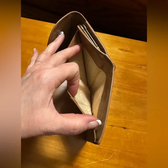 Celine Brown Canvas & Leather Kisslock Wallet. Full Inclusion. EUC. - Picture 7 of 9